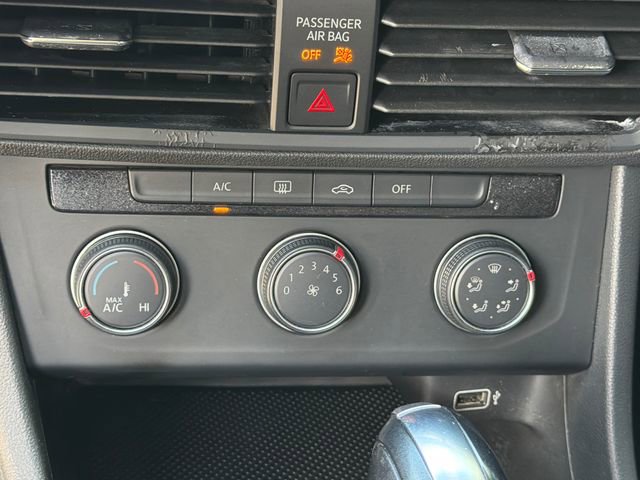 Used 2019 Volkswagen Jetta FWD image 30