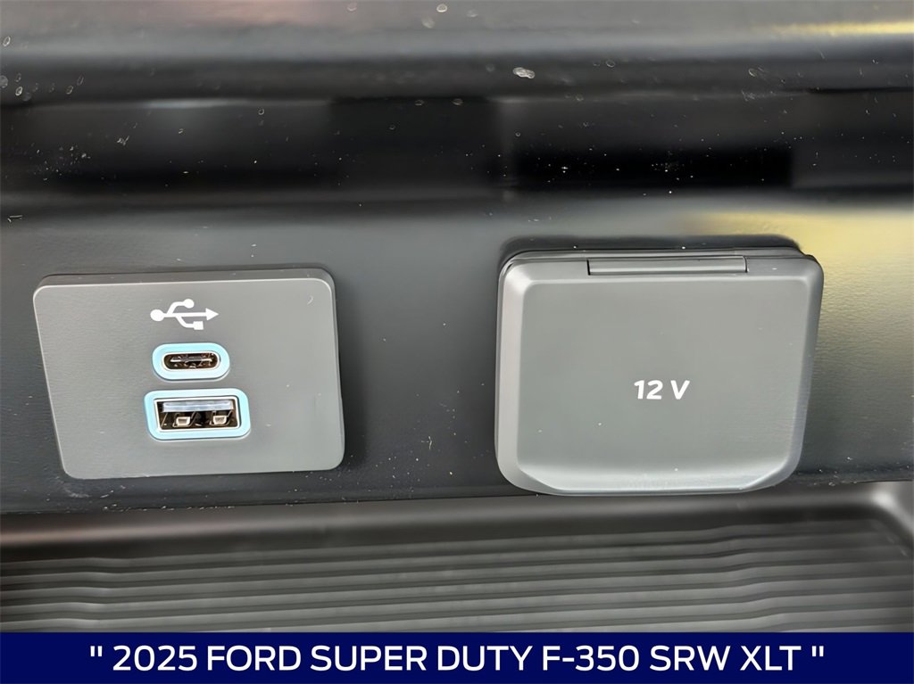 New 2025 Ford F350 XLT w/ FX4 Off-Road Package image 22