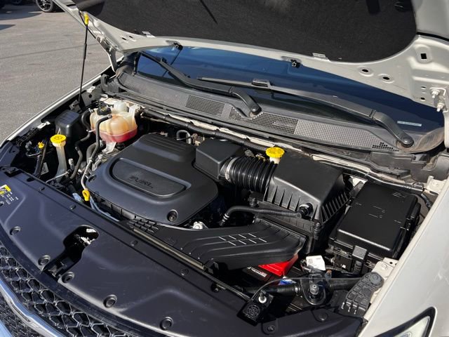 Used 2021 Chrysler Pacifica Touring-L image 32