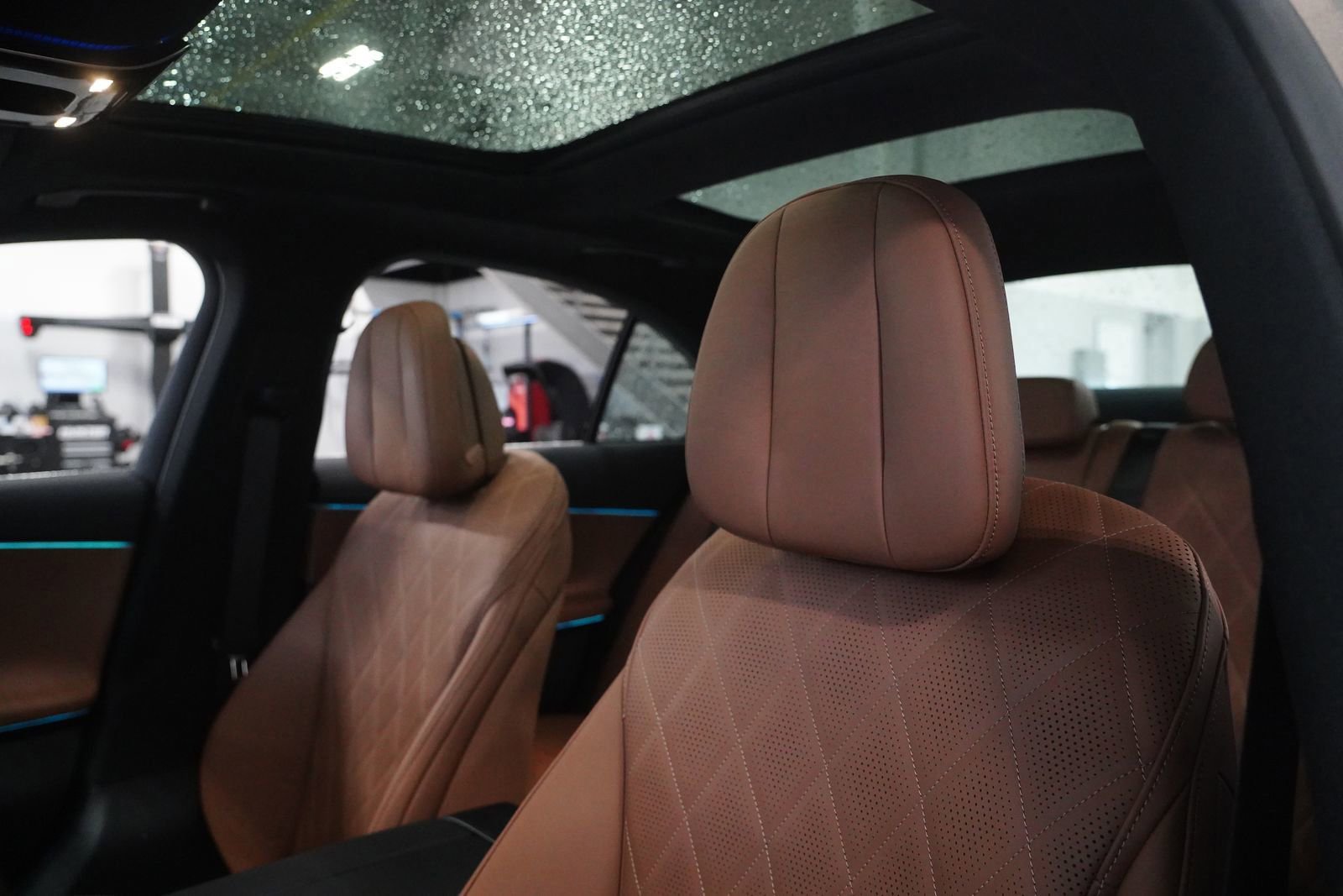 New 2026 Mercedes-Benz E 350 4MATIC Sedan image 15