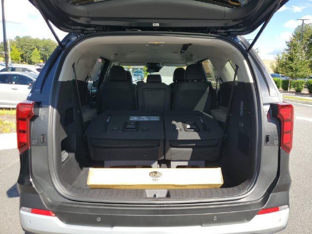 New 2027 Kia Carnival LXS FWD image 14