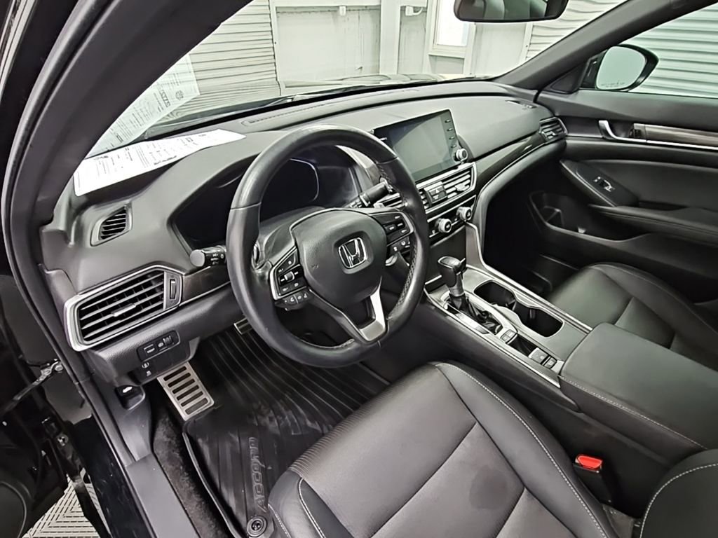 Used 2020 Honda Accord Sport image 11