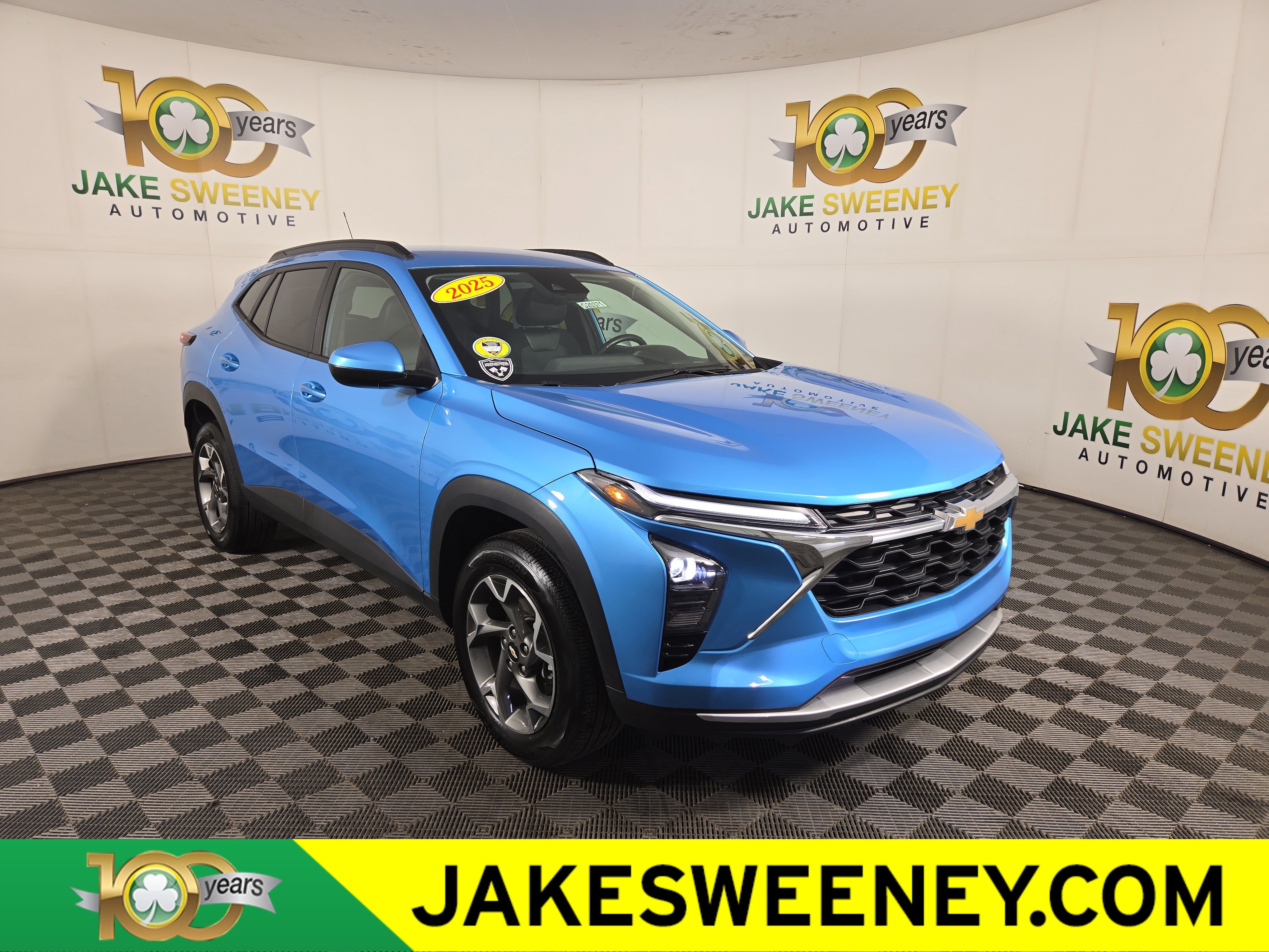 Certified 2025 Chevrolet Trax LT w/ Driver Confidence Package