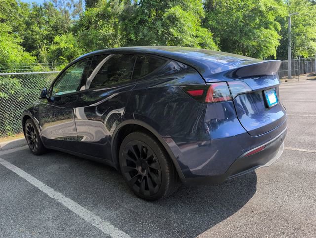 Used 2022 Tesla Model Y Long Range image 4