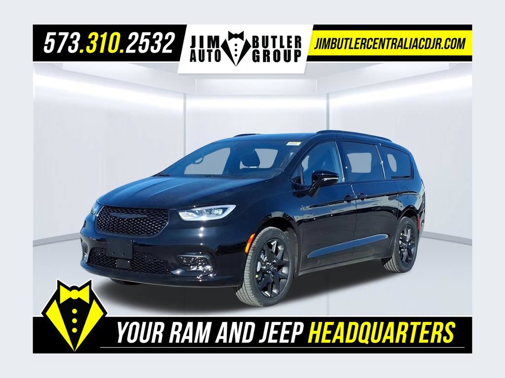 New 2026 Chrysler Pacifica Select w/ S Appearance Package AWD/4WD image 1