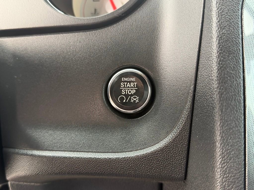 Used 2013 Dodge Challenger SXT Plus image 20