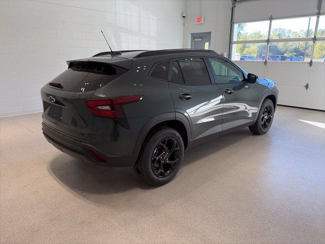New 2026 Chevrolet Trax LT w/ Driver Confidence Package FWD image 6