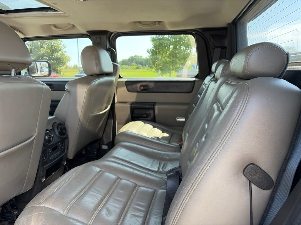 Used 2005 HUMMER H2 SUT w/ Preferred Equipment Group AWD/4WD image 24