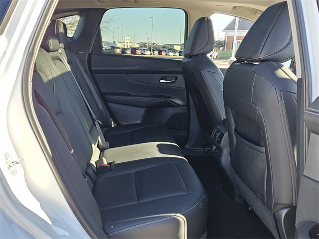 Used 2025 Nissan Murano SL image 16