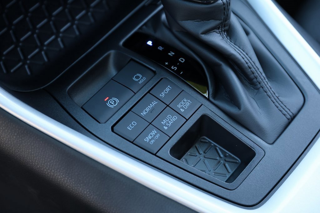 Certified 2025 Toyota RAV4 XLE image 15