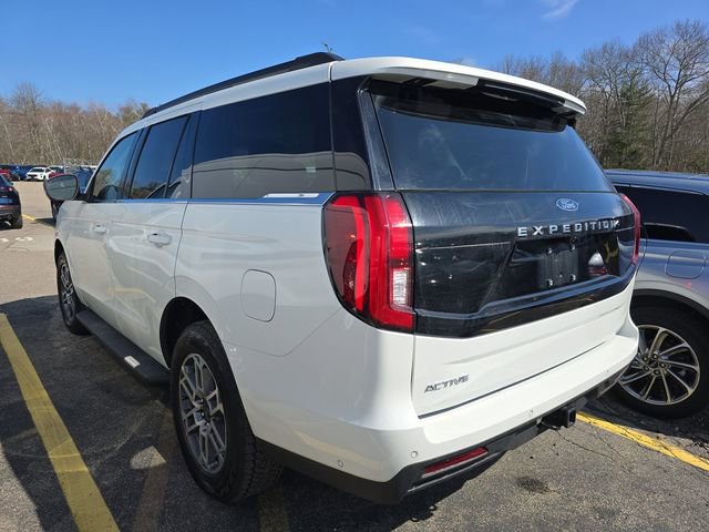 Used 2025 Ford Expedition Active image 4