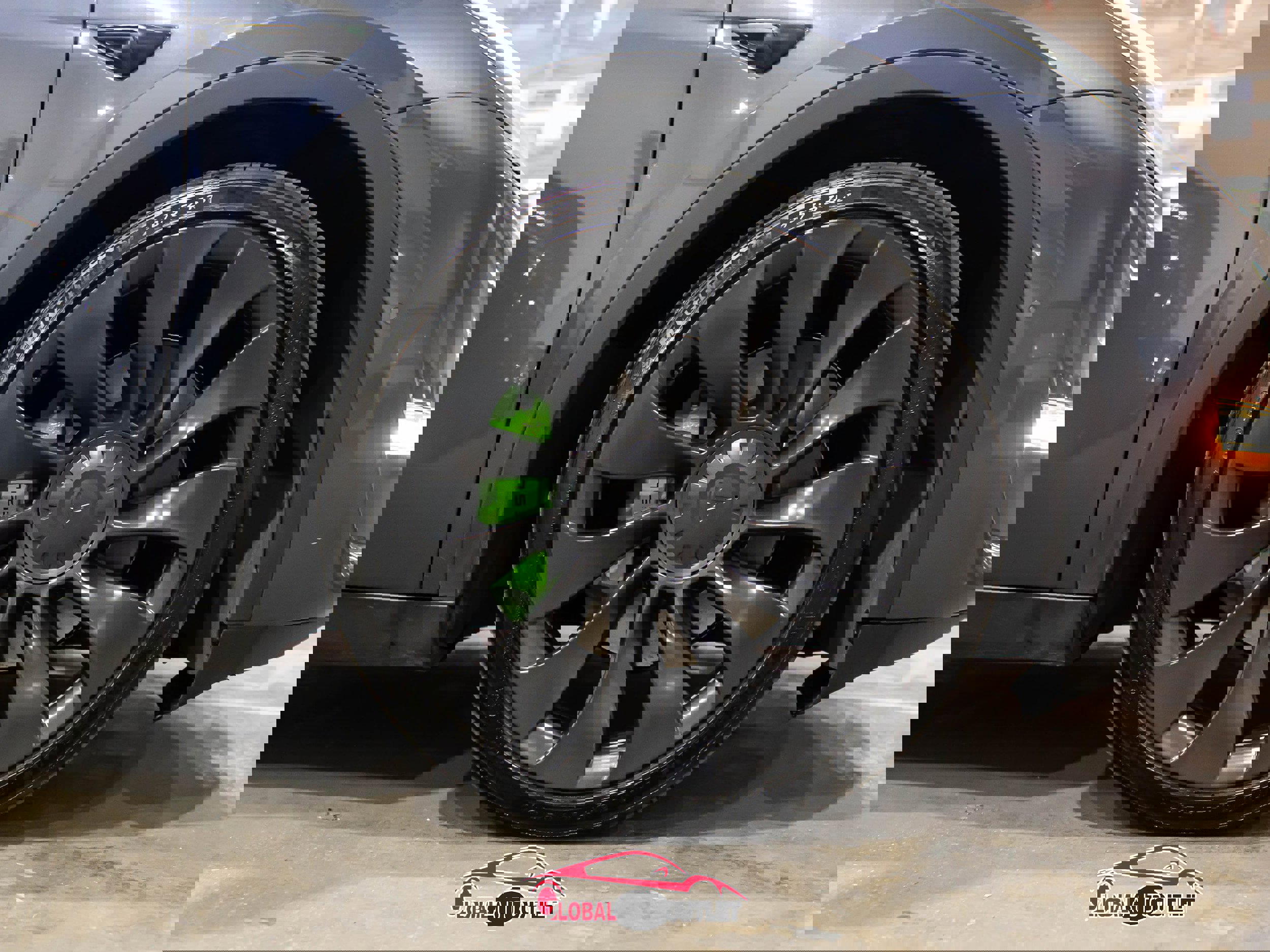 Used 2021 Tesla Model Y Performance image 10