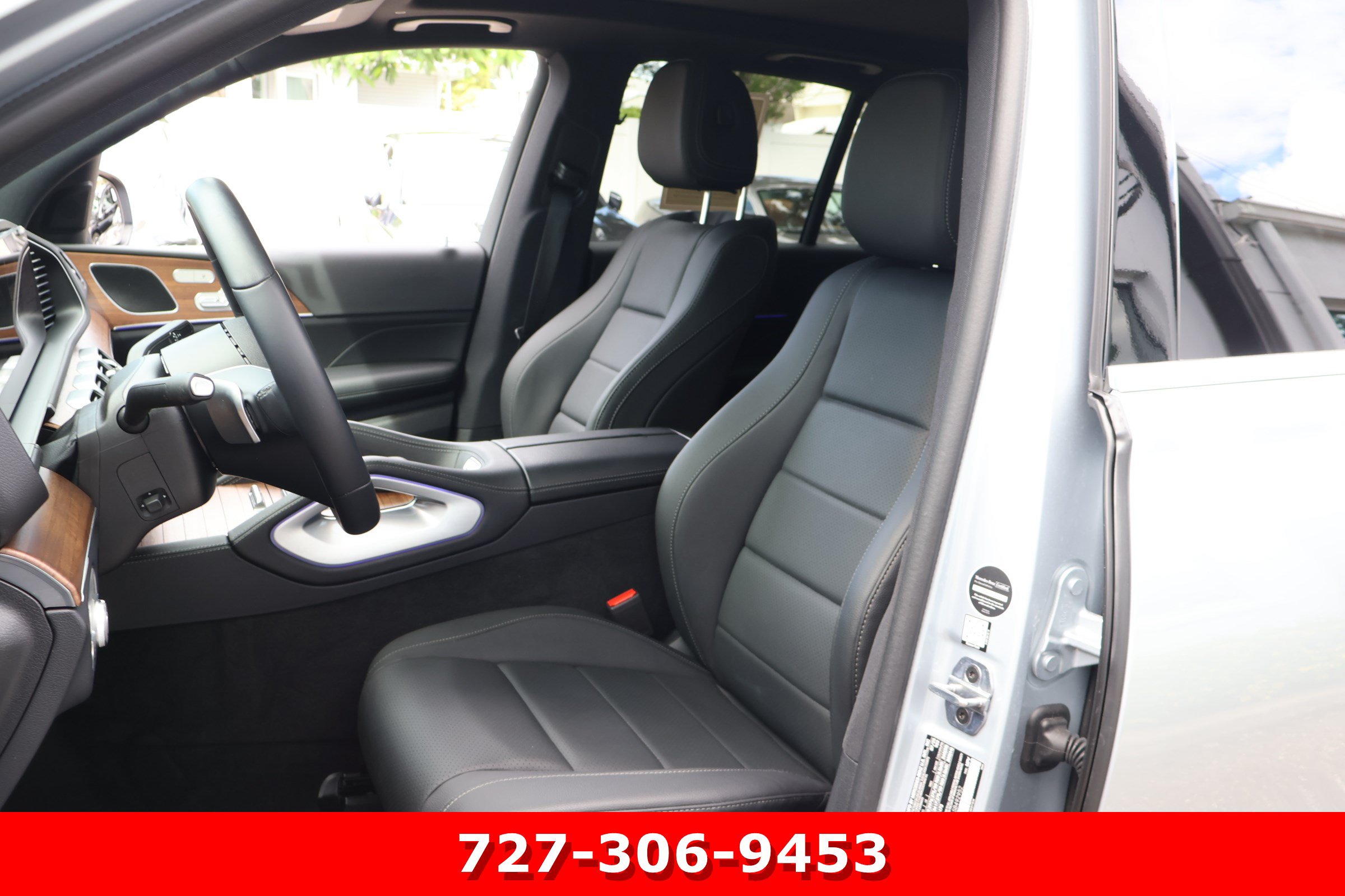 Certified 2025 Mercedes-Benz GLE 350 4MATIC image 2