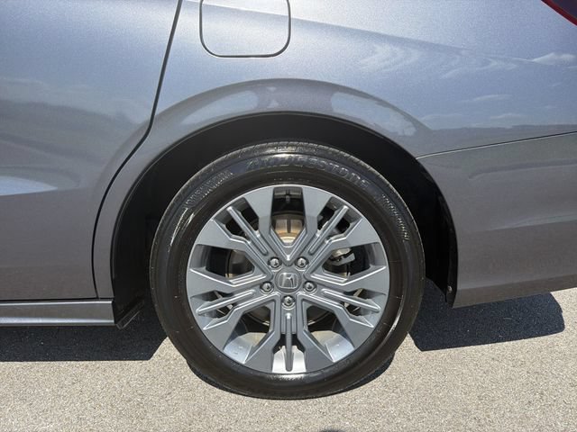Used 2025 Honda Odyssey Touring image 24