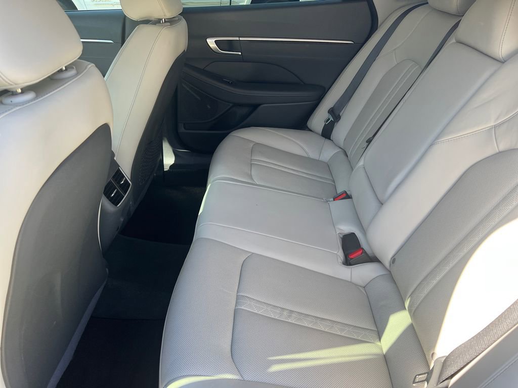 Used 2021 Hyundai Sonata Limited FWD image 15