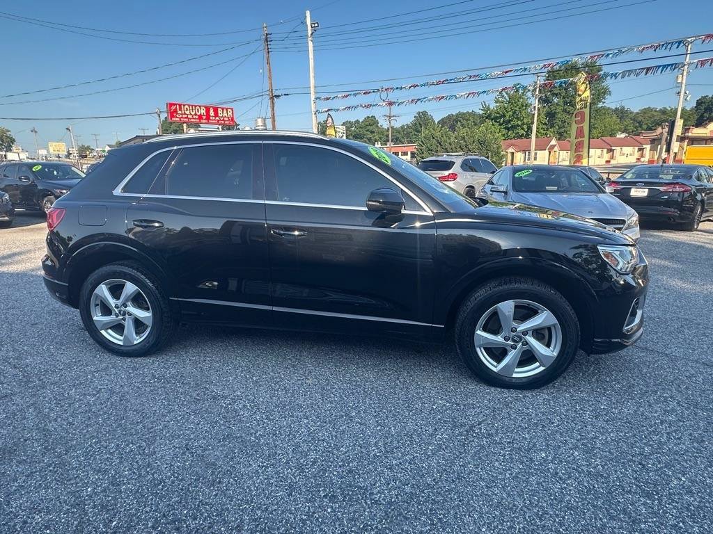 Used 2019 Audi Q3 2.0T Premium Plus w/ Premium Plus Package AWD/4WD image 5