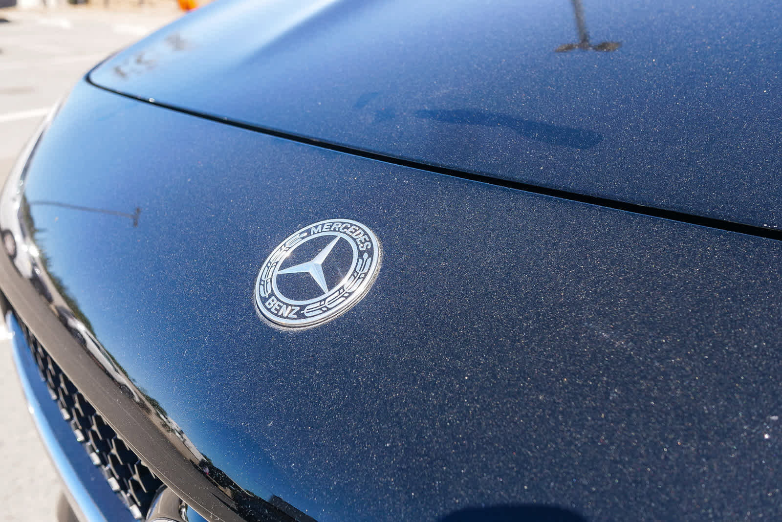 Used 2025 Mercedes-Benz CLE 300 4MATIC Cabriolet image 4