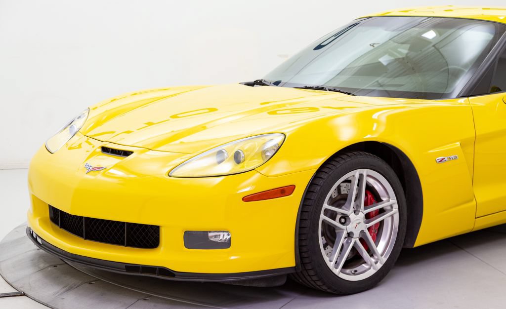 Used 2007 Chevrolet Corvette Z06 w/ Preferred Equipment Group RWD image 9