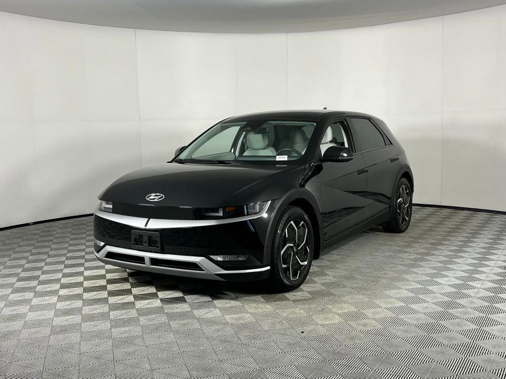 Used 2023 Hyundai Ioniq 5 SEL image 3
