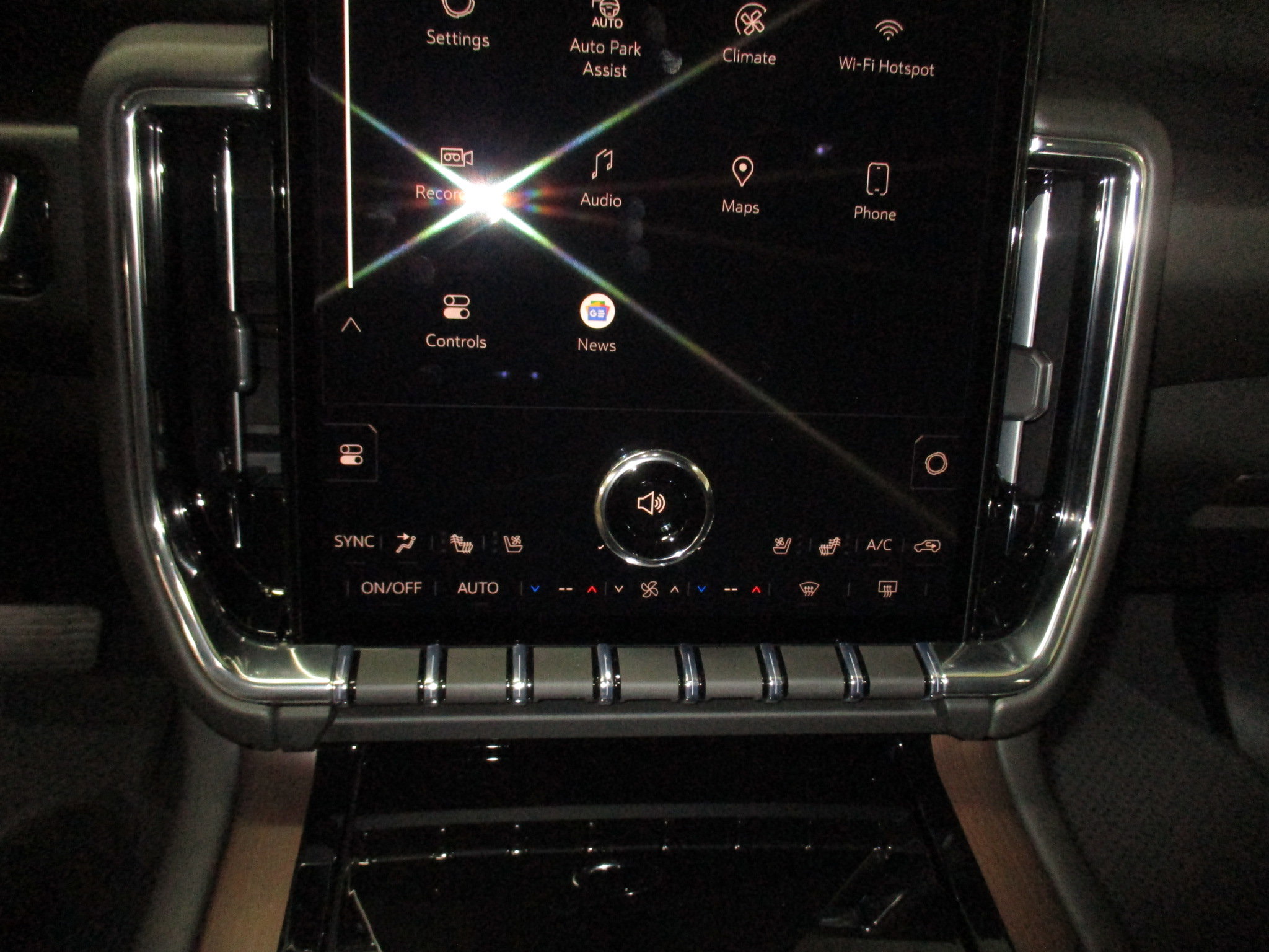 New 2026 GMC Yukon Denali AWD/4WD image 30