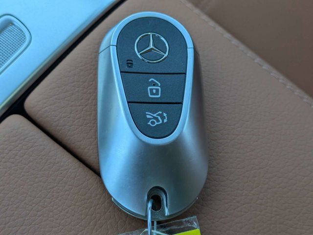 Used 2026 Mercedes-Benz C 300 Sedan image 23