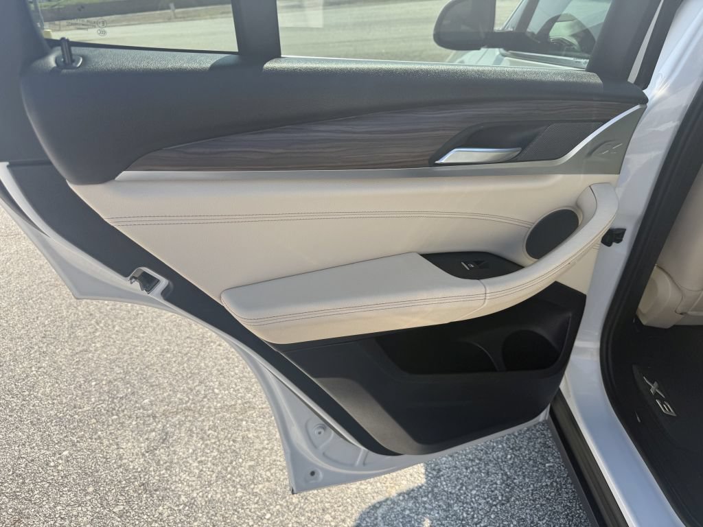 Used 2018 BMW X3 xDrive30i AWD/4WD image 23