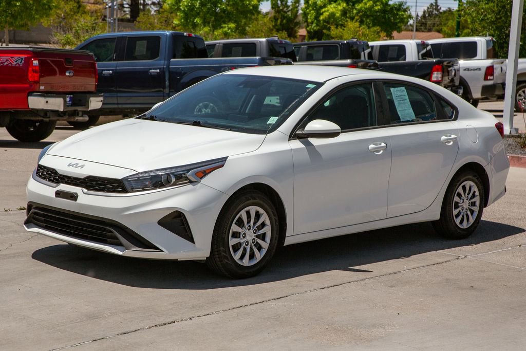Used 2023 Kia Forte LX FWD image 9