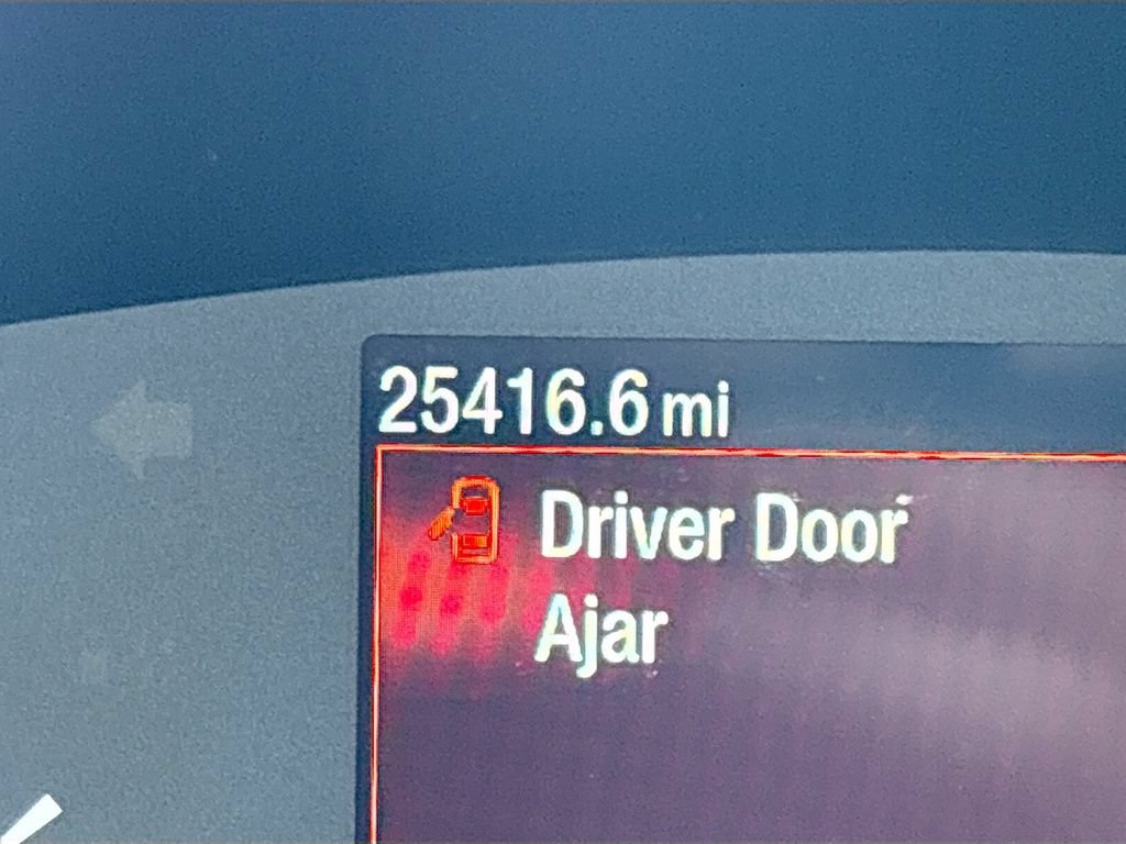 Used 2022 Ford Escape SEL AWD/4WD image 12