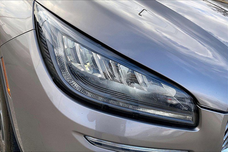 Used 2021 Lincoln Corsair AWD w/ Equipment Group 101A image 29