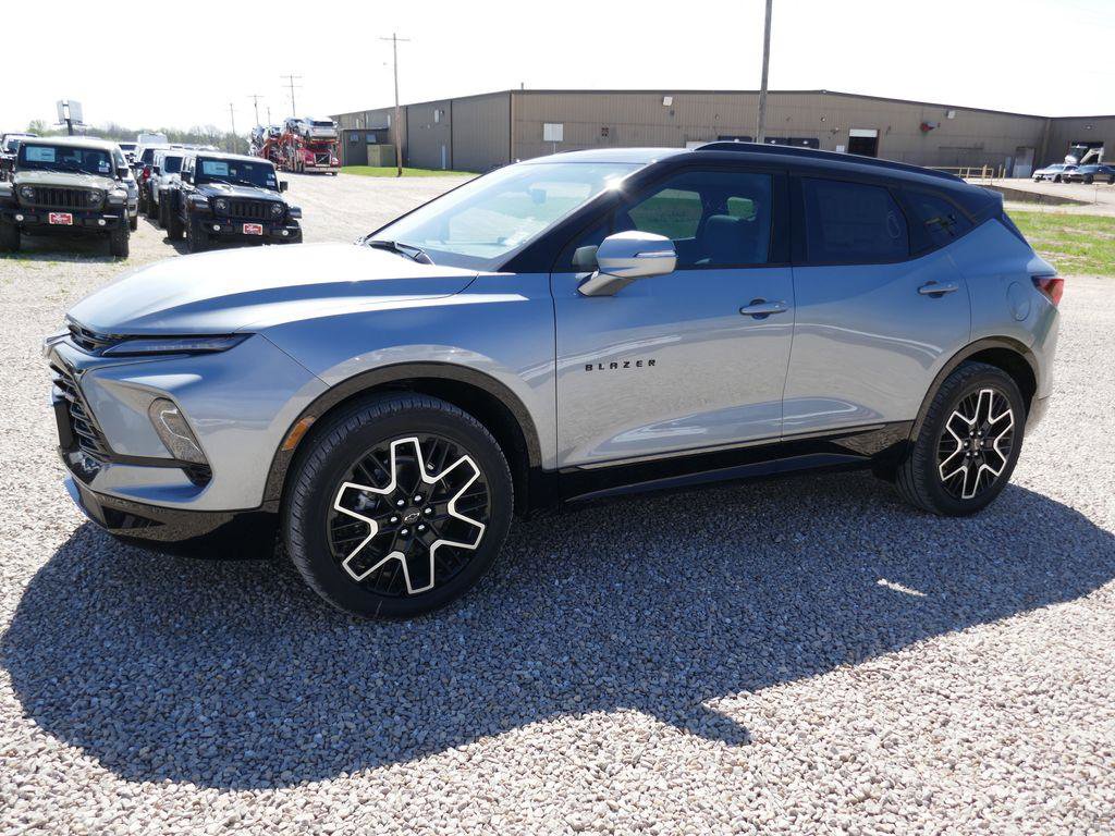 New 2026 Chevrolet Blazer RS AWD/4WD image 8