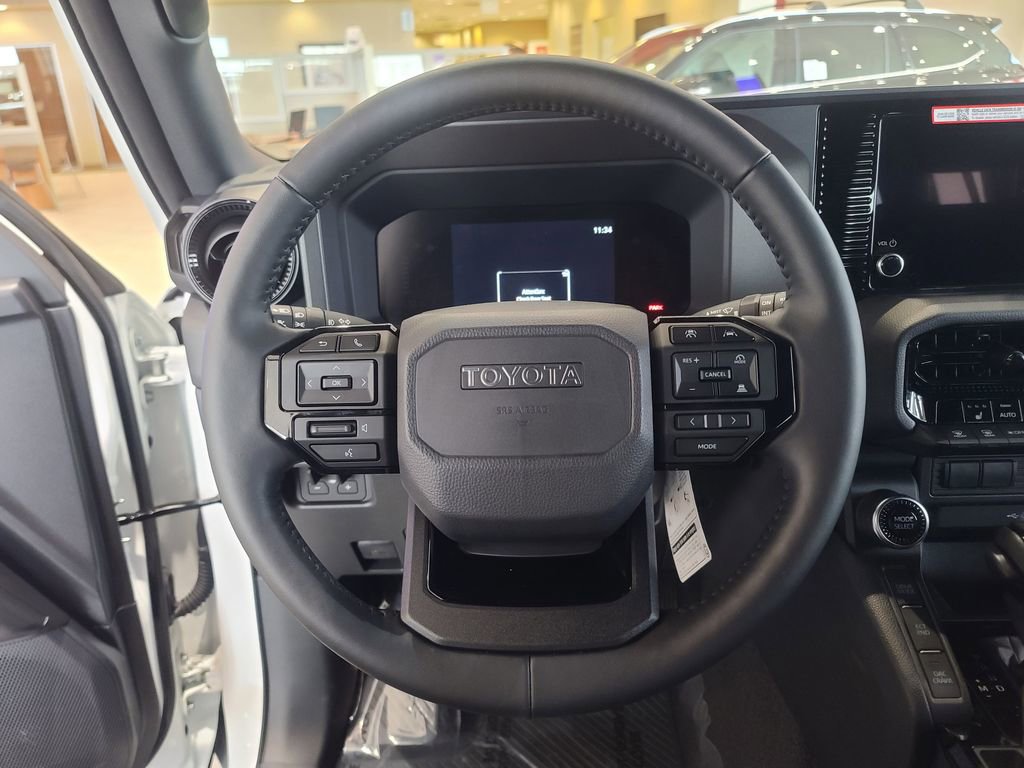 Used 2025 Toyota Land Cruiser image 30