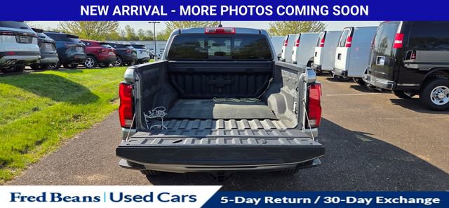 Used 2023 Chevrolet Colorado LT w/ LT Convenience Package III AWD/4WD image 8