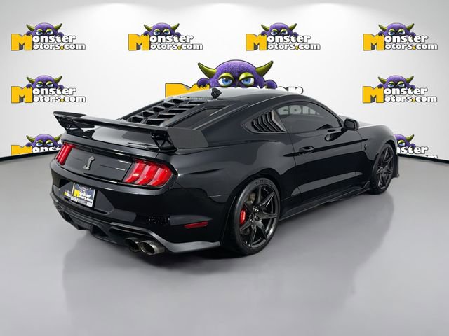 Used 2021 Ford Mustang Shelby GT500 w/ Carbon Fibre Track Pack RWD image 5