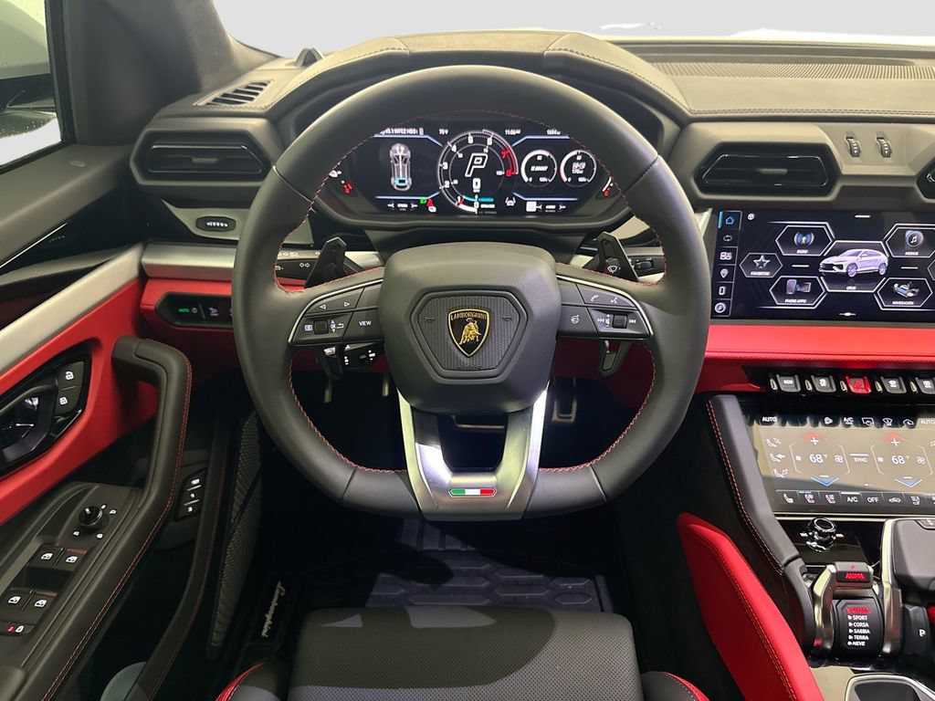 Used 2025 Lamborghini Urus Performante AWD/4WD image 11