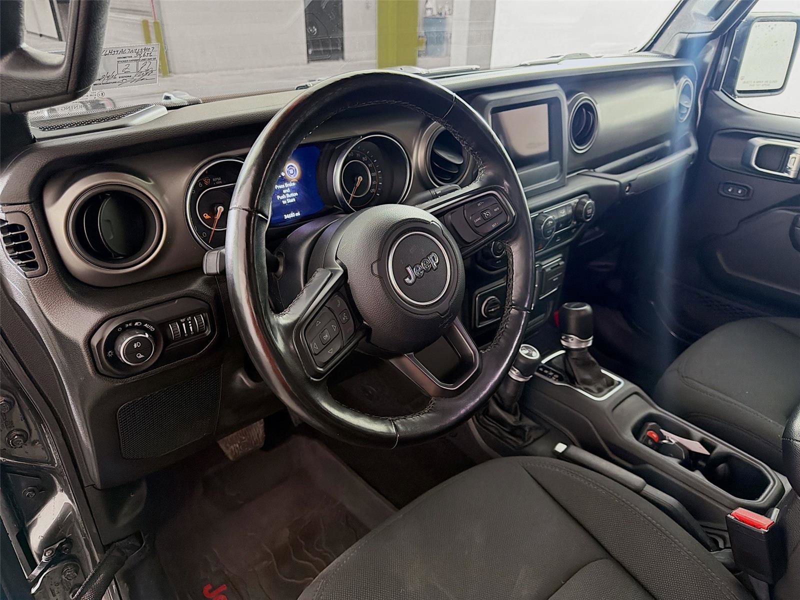 Used 2022 Jeep Gladiator Sport image 9