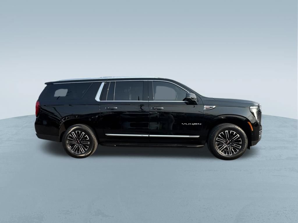 Used 2025 GMC Yukon XL Elevation RWD image 9
