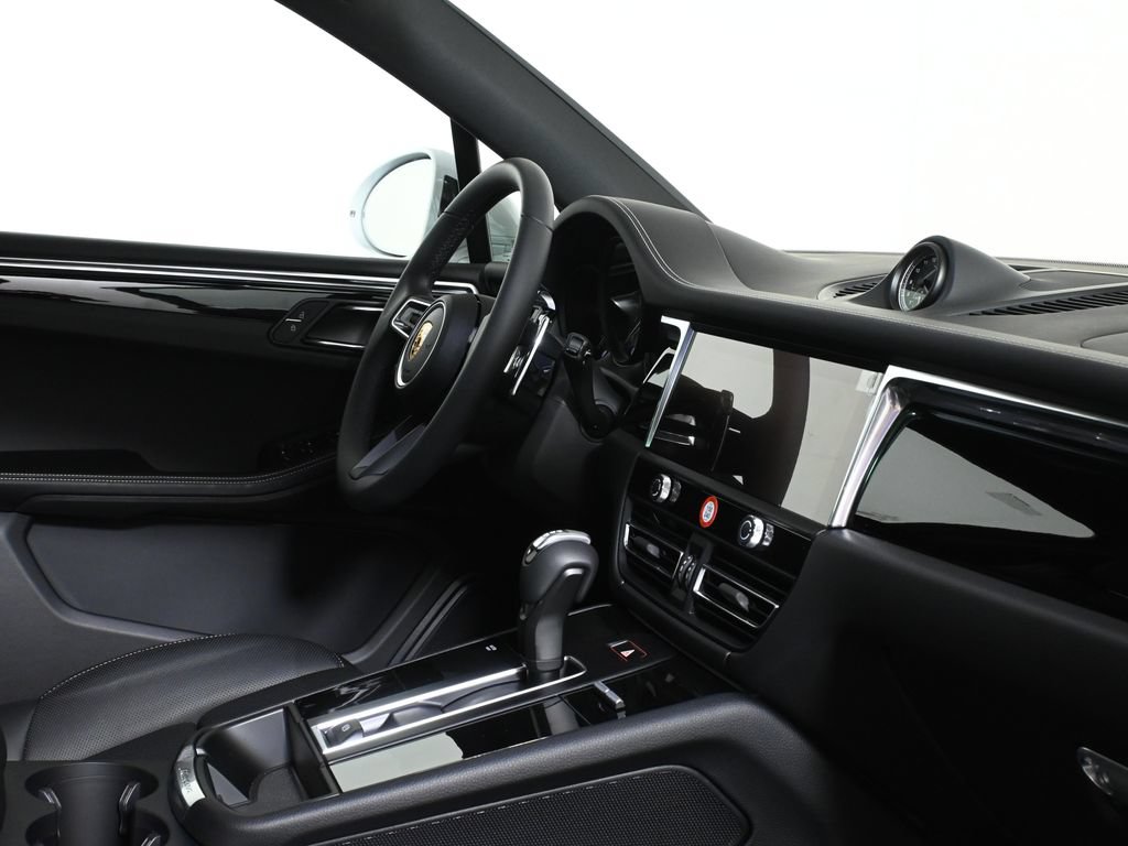 New 2026 Porsche Macan S AWD/4WD image 39