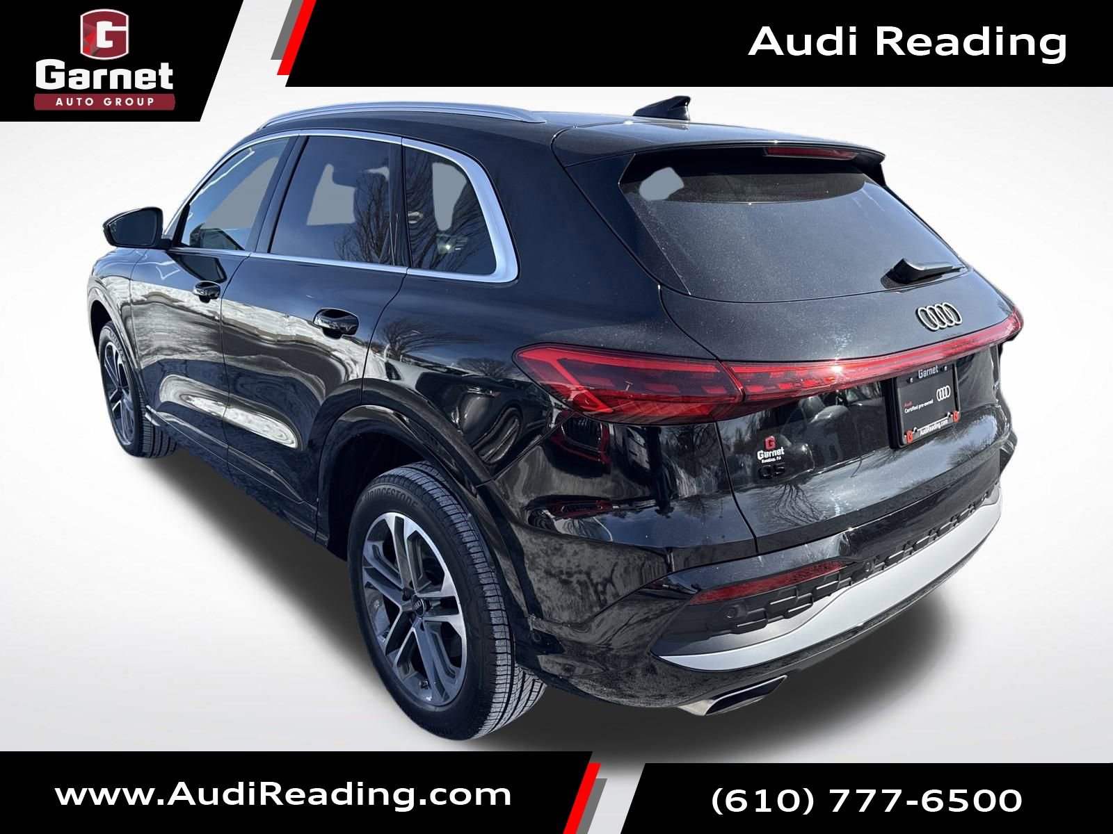 Certified 2025 Audi Q5 2.0T Premium w/ Convenience Package image 3