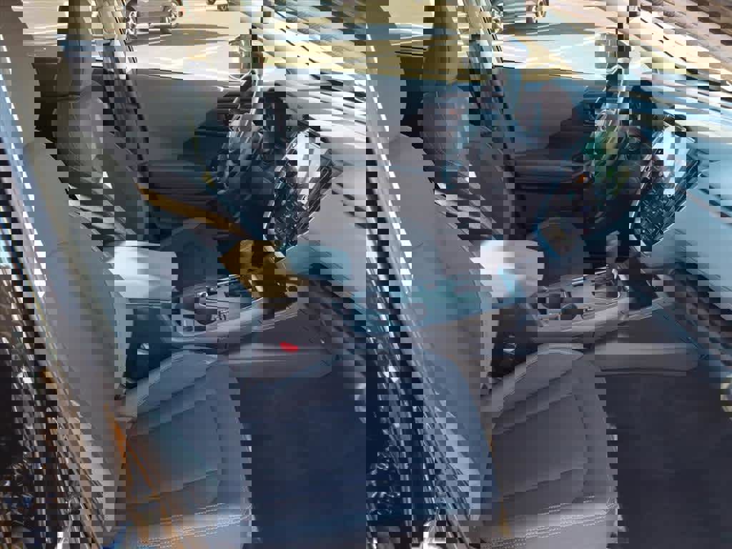 Certified 2025 Subaru Crosstrek 2.0i Premium image 18