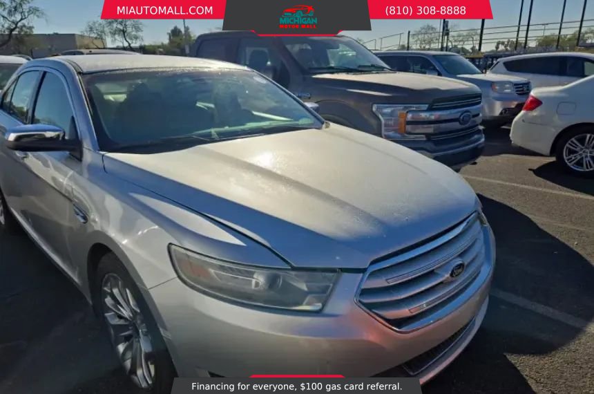 Used 2013 Ford Taurus Limited FWD image 4