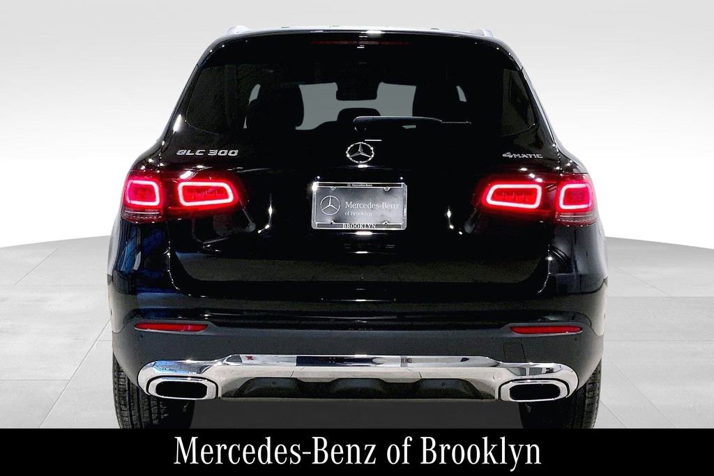Used 2022 Mercedes-Benz GLC 300 4MATIC image 5