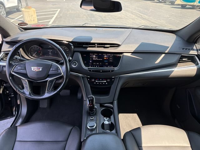 Certified 2021 Cadillac XT5 Premium Luxury FWD image 14