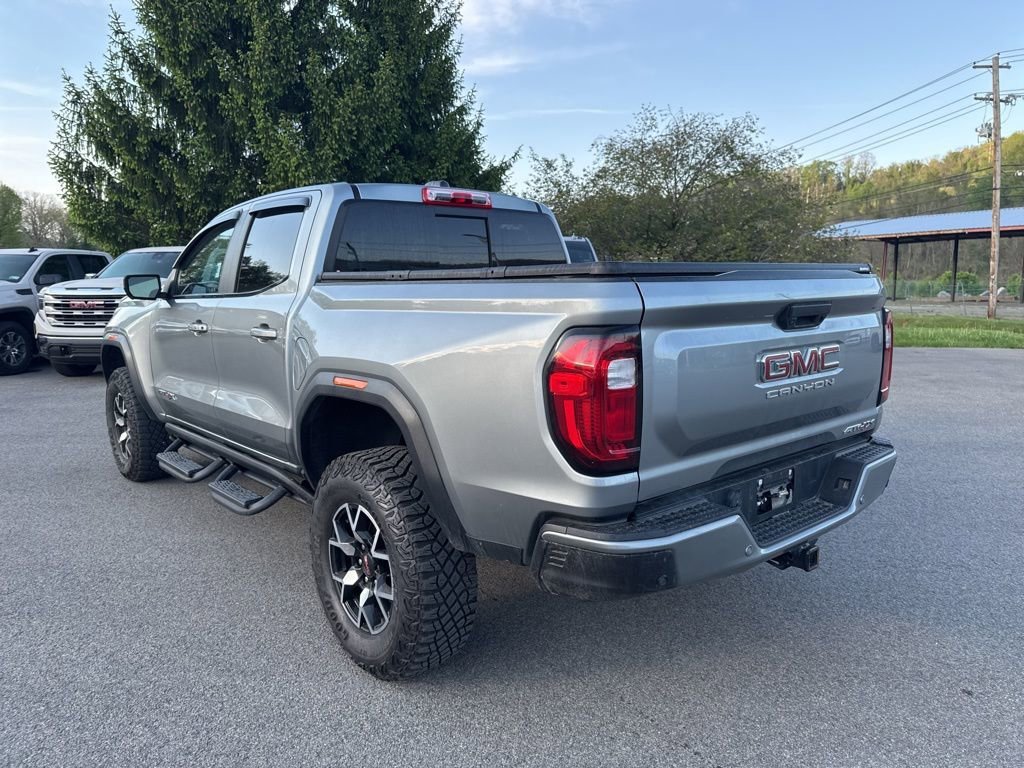 Used 2024 GMC Canyon AT4X AWD/4WD image 4
