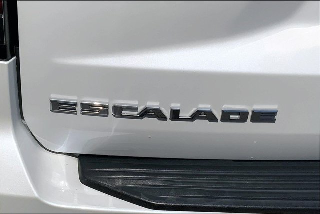 Used 2023 Cadillac Escalade ESV Premium Luxury AWD/4WD image 7