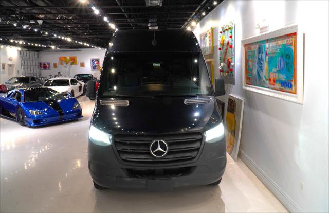Used 2020 Mercedes-Benz Sprinter 3500 video 2