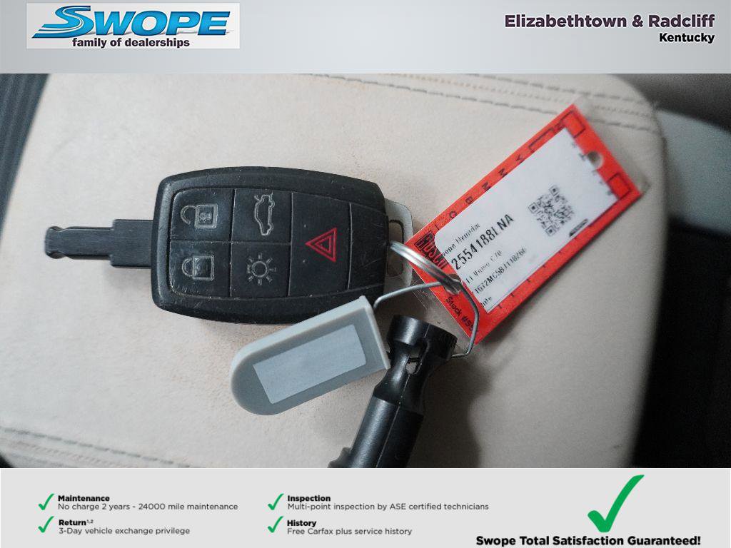 Used 2011 Volvo C70 T5 w/ Multimedia Pkg image 25