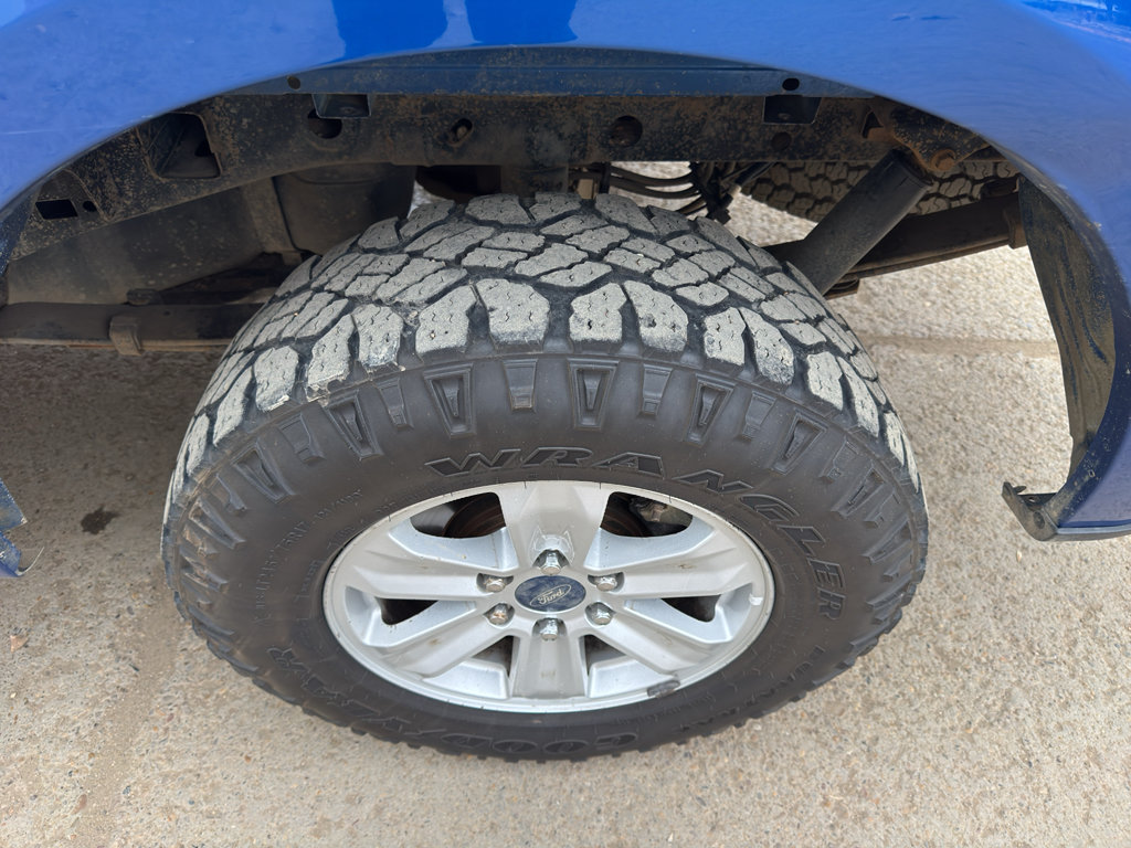 Used 2017 Ford F150 XLT w/ Equipment Group 301A Mid AWD/4WD image 29