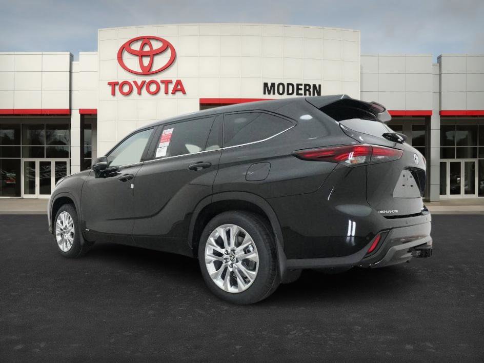 New 2026 Toyota Highlander Limited image 14