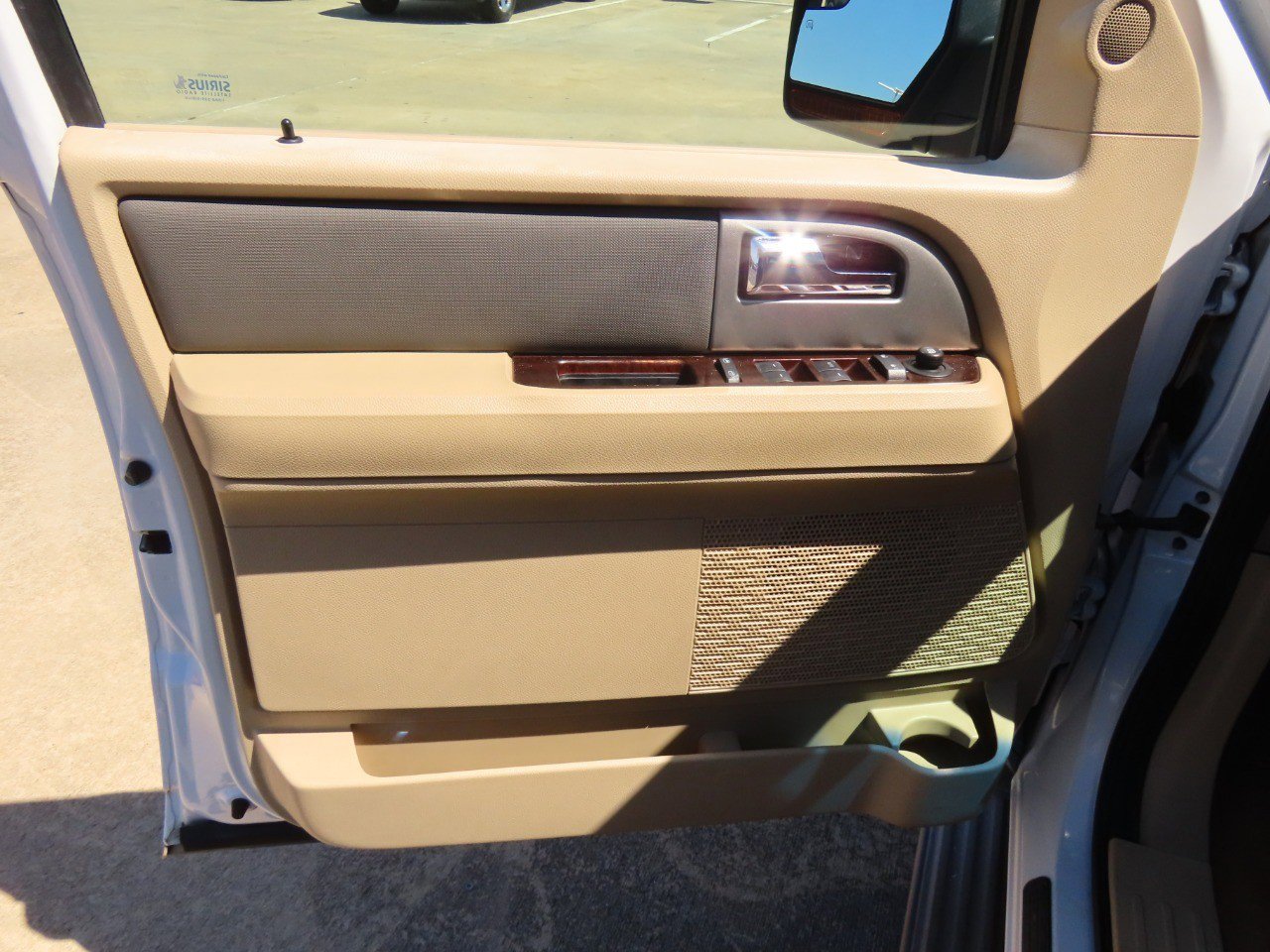 Used 2013 Ford Expedition EL XLT image 27