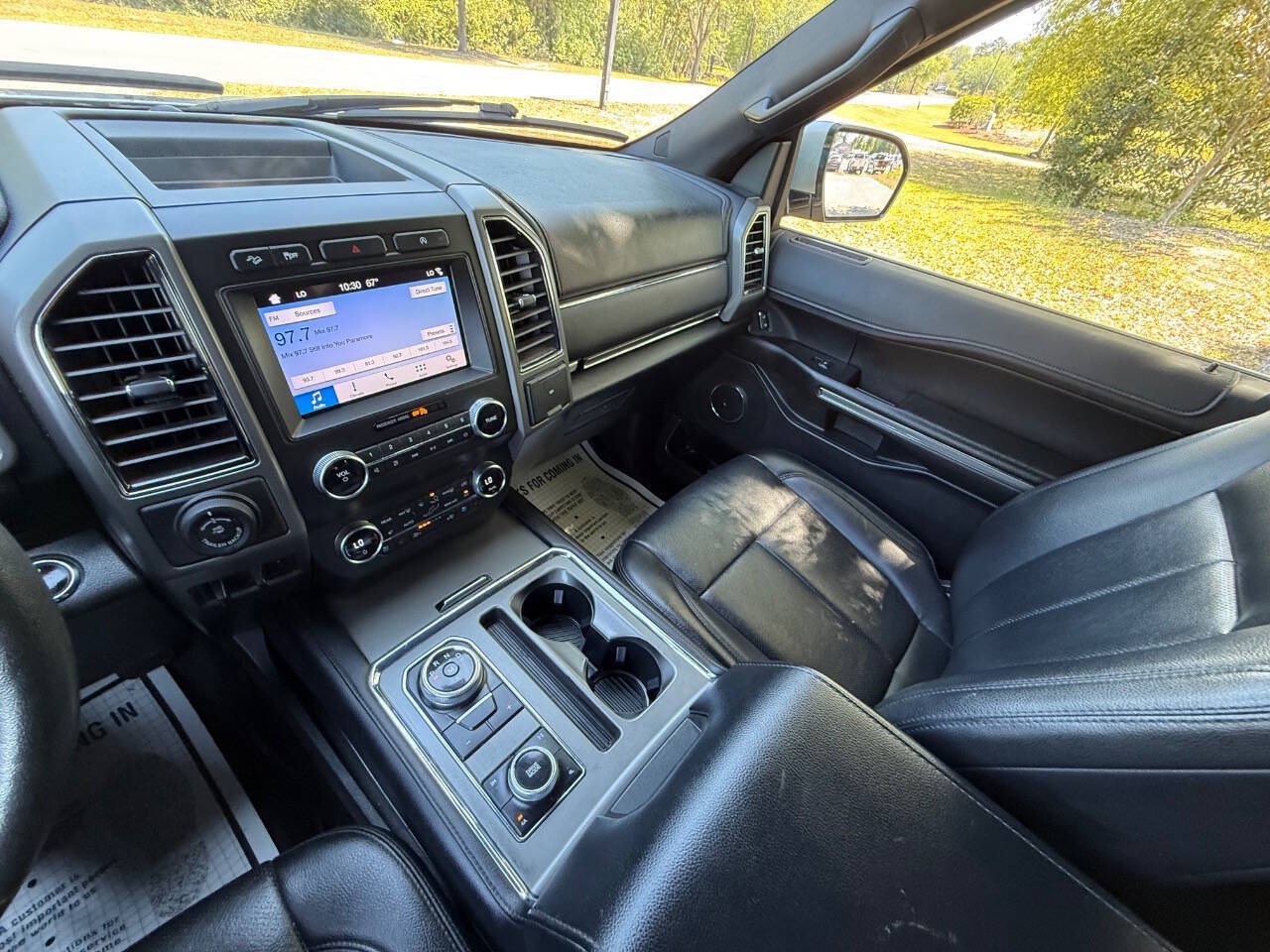 Used 2019 Ford Expedition Max XLT w/ Equipment Group 202A AWD/4WD image 32